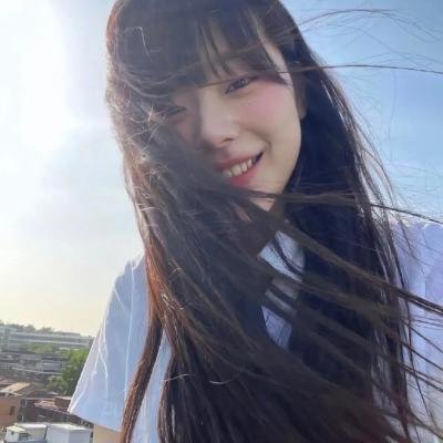 湖畔春晓